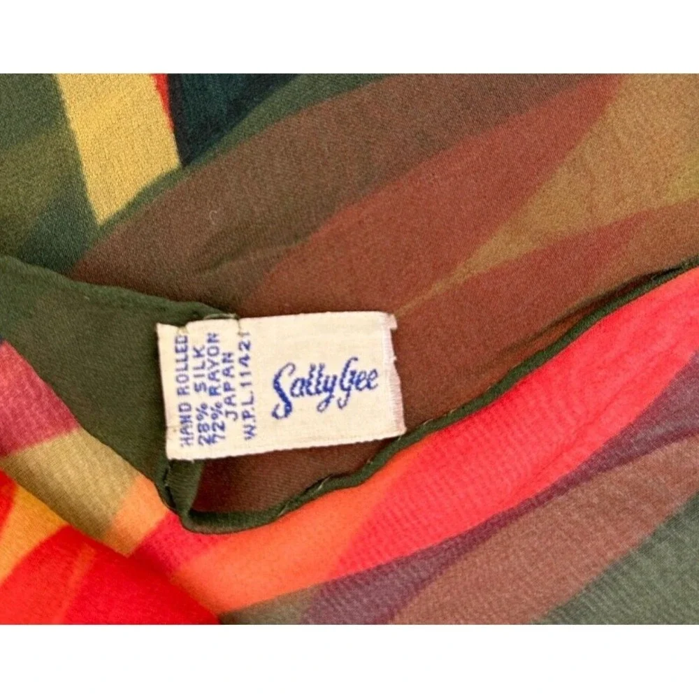 Sally Gee Rectangular Olive Green‎ Retro Geometric Rolled Hem Scarf Japan